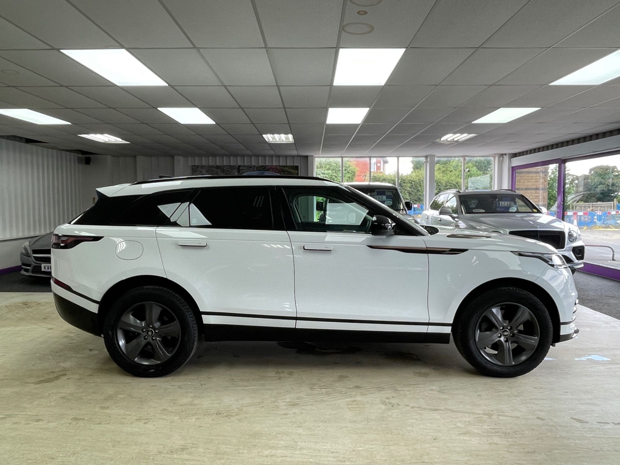 USED 2022 22 LAND ROVER RANGE ROVER VELAR 2.0 P250 R-Dynamic S SUV 5dr Petrol Auto 4WD Euro 6 (s/s) (249 ps) 