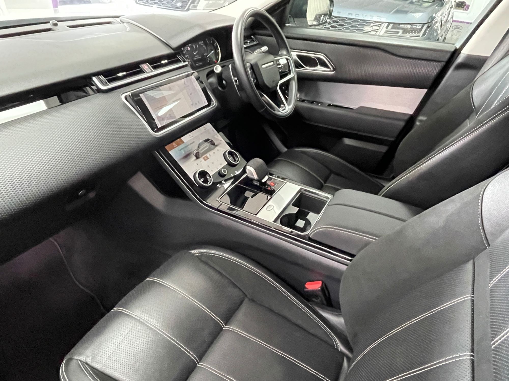 USED 2022 22 LAND ROVER RANGE ROVER VELAR 2.0 P250 R-Dynamic S SUV 5dr Petrol Auto 4WD Euro 6 (s/s) (249 ps) 