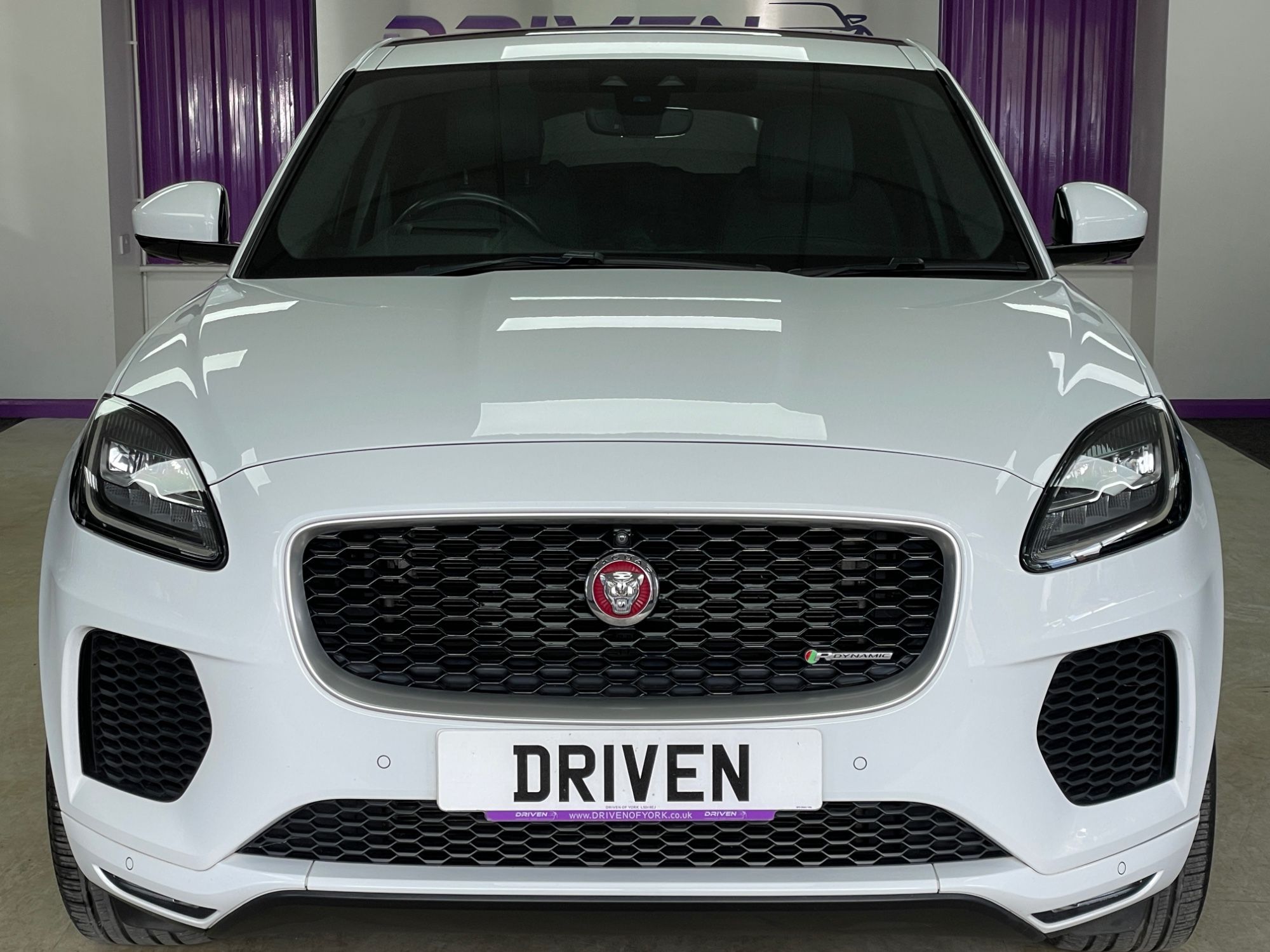 USED 2018 68 JAGUAR E-PACE 2.0 P250 R-Dynamic SE SUV 5dr Petrol Auto AWD Euro 6 (s/s) (249 ps) 