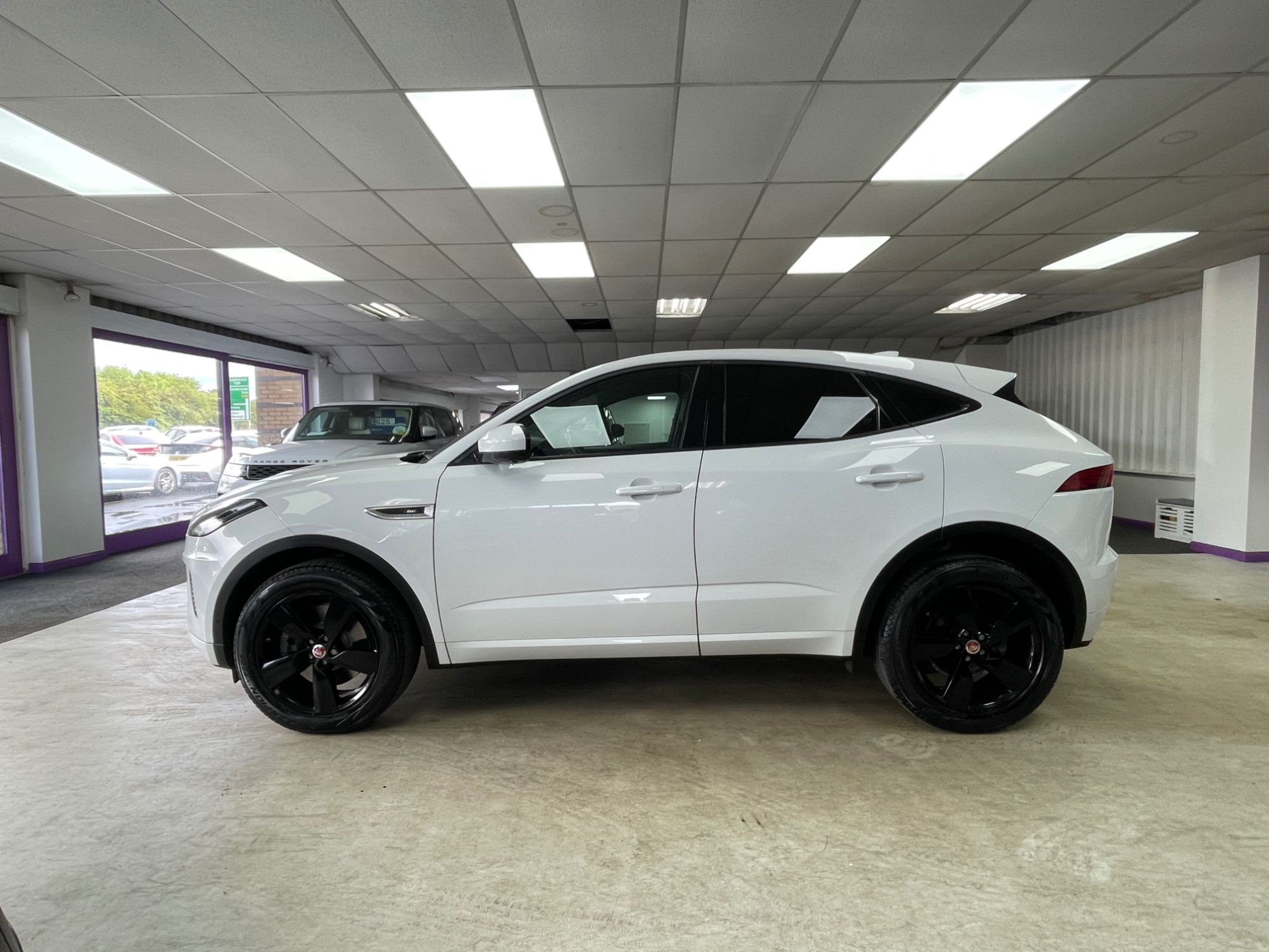 USED 2018 68 JAGUAR E-PACE 2.0 P250 R-Dynamic SE SUV 5dr Petrol Auto AWD Euro 6 (s/s) (249 ps) 
