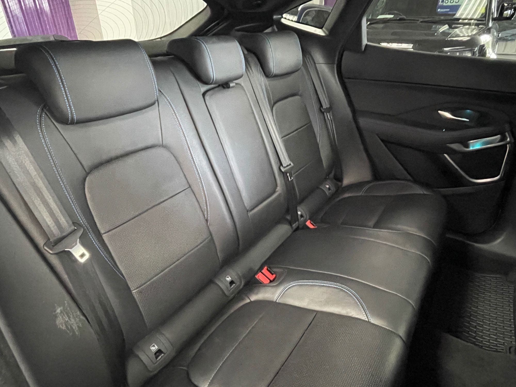 USED 2018 68 JAGUAR E-PACE 2.0 P250 R-Dynamic SE SUV 5dr Petrol Auto AWD Euro 6 (s/s) (249 ps) 