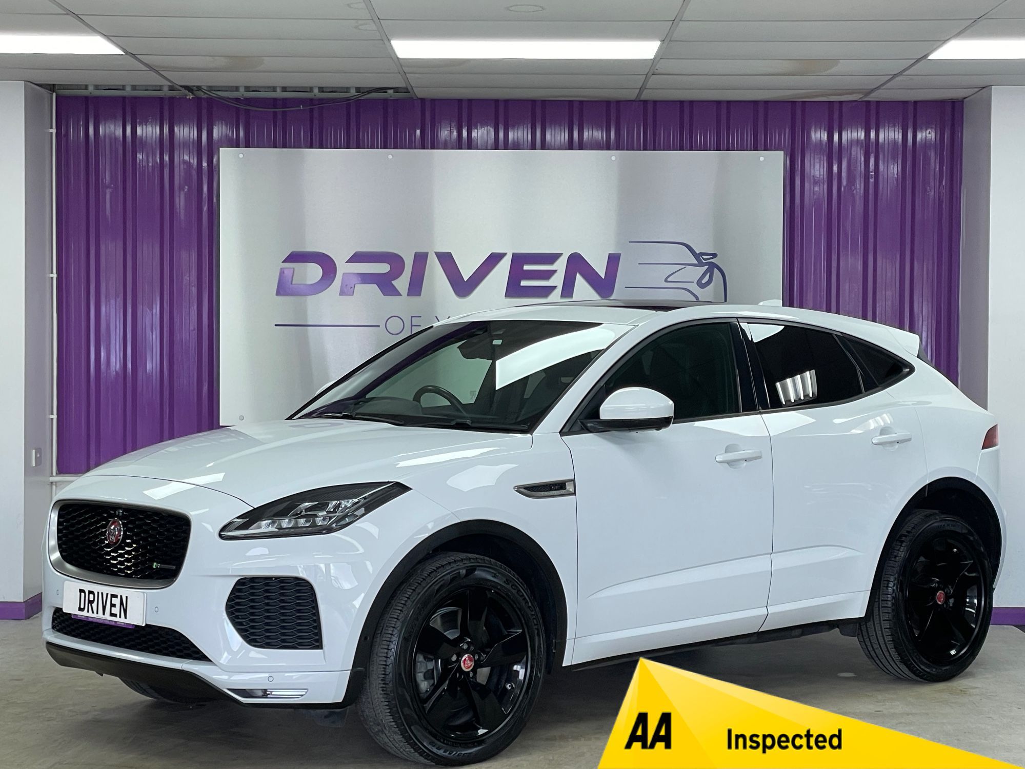 USED 2018 68 JAGUAR E-PACE 2.0 P250 R-Dynamic SE SUV 5dr Petrol Auto AWD Euro 6 (s/s) (249 ps) 