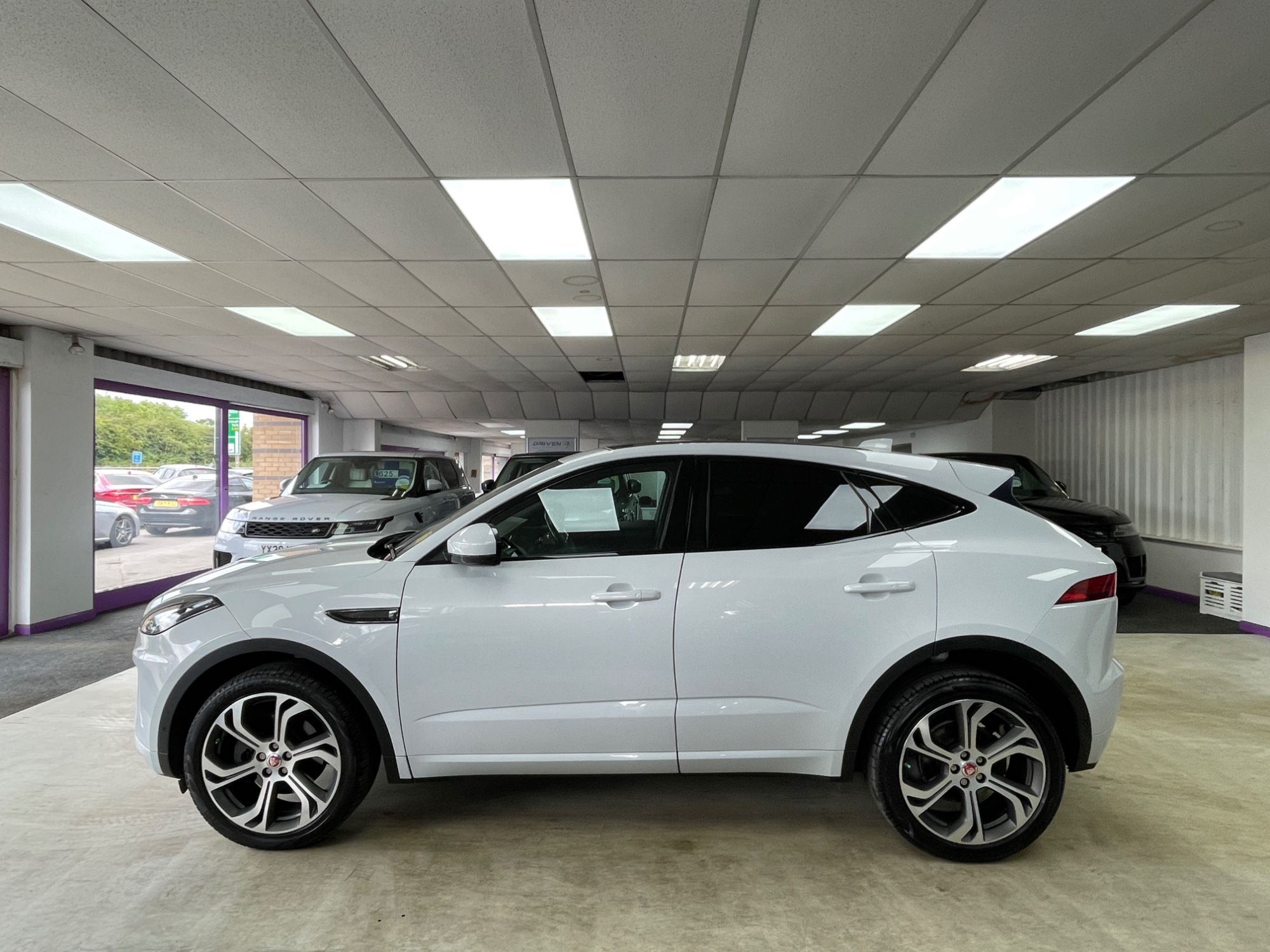 USED 2018 18 JAGUAR E-PACE 2.0 D180 First Edition SUV 5dr Diesel Auto AWD Euro 6 (s/s) (180 ps) 
