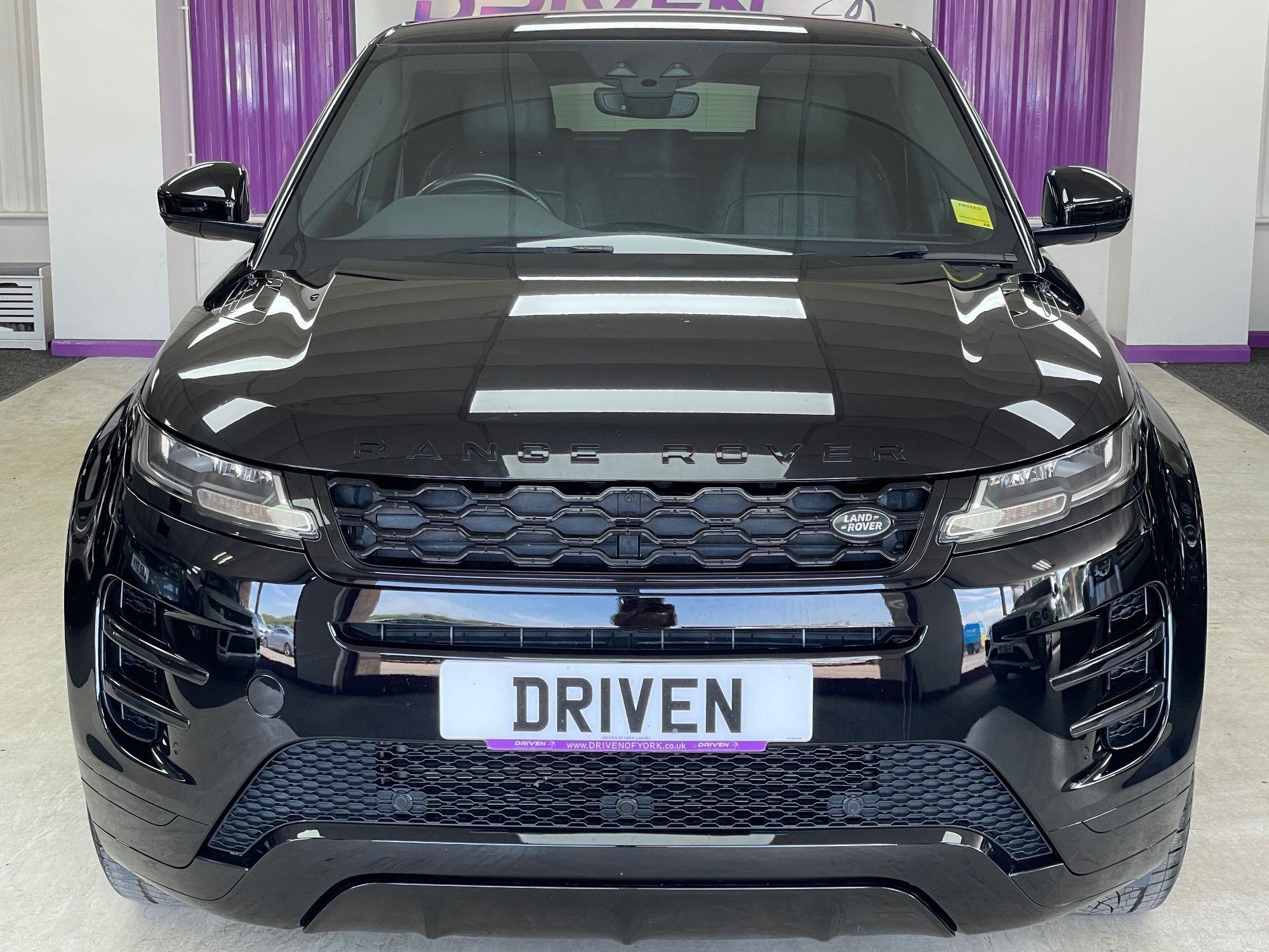 USED 2019 69 LAND ROVER RANGE ROVER EVOQUE 2.0 D150 R-Dynamic S SUV 5dr Diesel Manual FWD Euro 6 (s/s) (150 ps) 