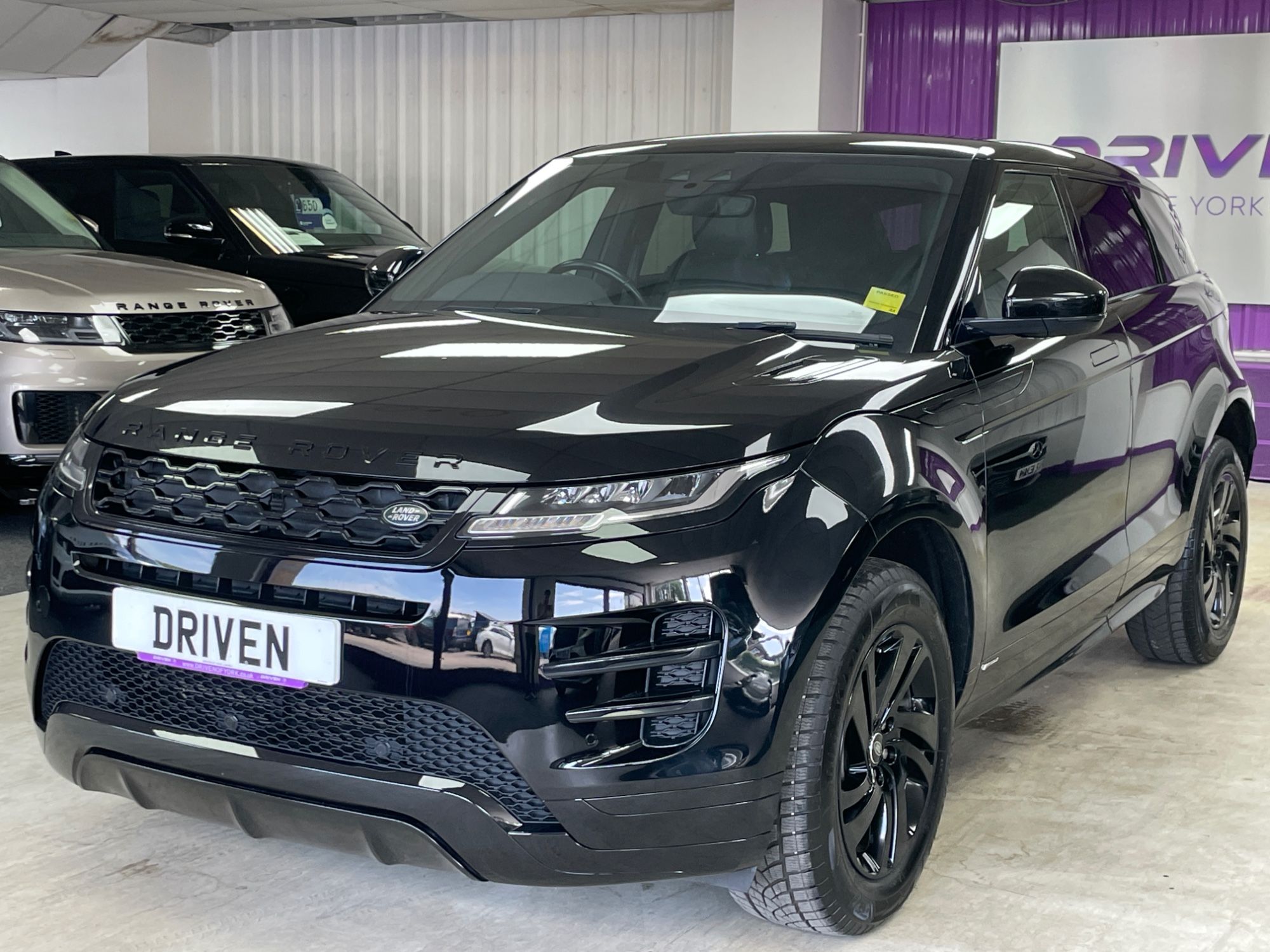 USED 2019 69 LAND ROVER RANGE ROVER EVOQUE 2.0 D150 R-Dynamic S SUV 5dr Diesel Manual FWD Euro 6 (s/s) (150 ps) 