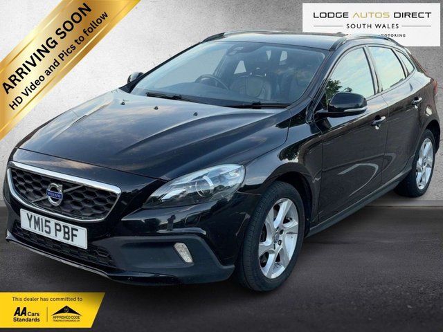 View our Volvo V40 Cross Country range