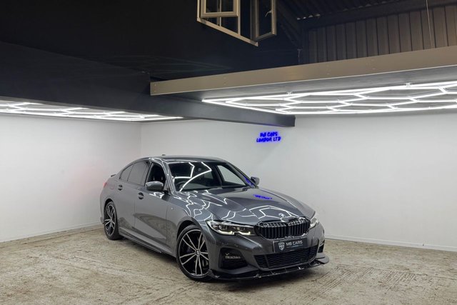 View our BMW 3 SERIES