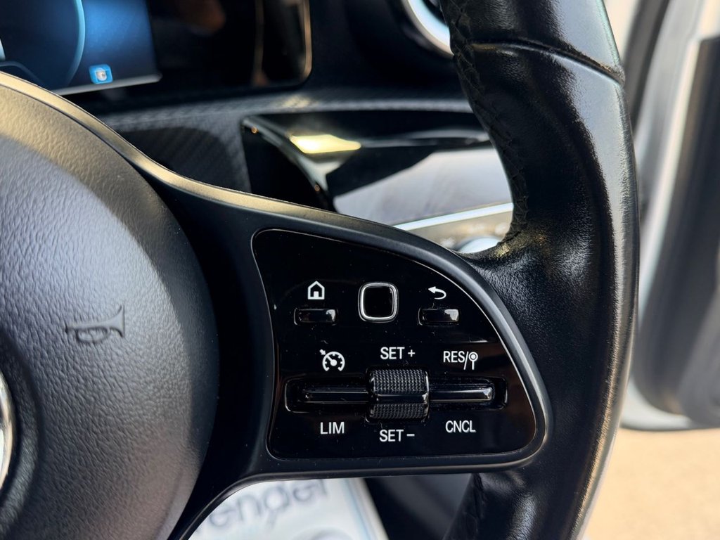 USED 2019 MERCEDES-BENZ A CLASS 1.3 A180 SE Hatchback 5dr Petrol Manual Euro 6 (s/s) (136 ps) |6 Services|Camera|SatNav|Cruise|