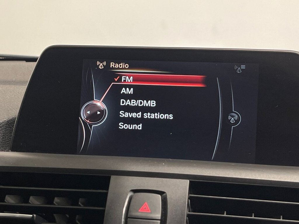 USED 2016 16 BMW 1 SERIES 1.5 118i Sport Hatchback 5dr Petrol Manual Euro 6 (s/s) (136 ps) 