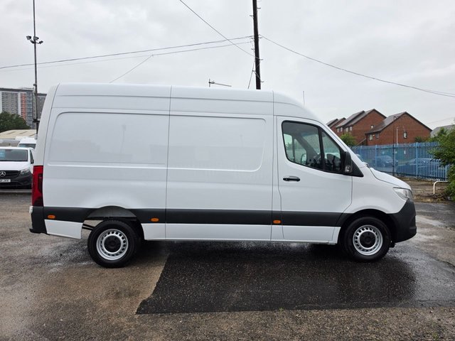 View our MERCEDES-BENZ SPRINTER