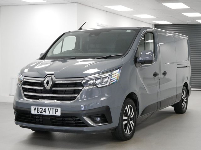 View our Renault Trafic LL30 2.0 BLUEDCI 150 BHP LONG EXTRA SPORT EDITION ( NO VAT )
