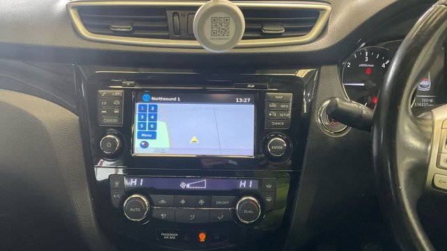 View our NISSAN QASHQAI
