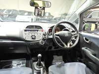 USED 2008 58 HONDA JAZZ 1.2 i-VTEC SE Hatchback 5dr Petrol Manual Euro 4 (90 ps) ULEZ - X2 KEYS - 13 STAMPS