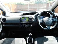 USED 2019 19 TOYOTA YARIS 1.5 VVT-i Icon Tech Hatchback 5dr Petrol Manual Euro 6 (111 ps) *ULEZ COMPLIANT*