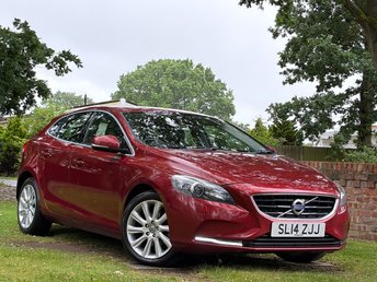 2014 VOLVO V40