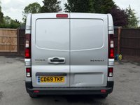 USED 2019 69 RENAULT TRAFIC 2.0 dCi ENERGY 30 Sport Nav Crew Van Double Cab 6dr Diesel Manual SWB Euro 6 (s/s) (145 ps) 
