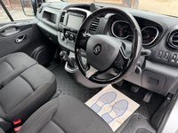 USED 2019 69 RENAULT TRAFIC 2.0 dCi ENERGY 30 Sport Nav Crew Van Double Cab 6dr Diesel Manual SWB Euro 6 (s/s) (145 ps) 