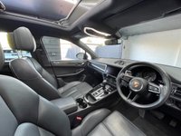 USED 2023 23 PORSCHE MACAN 2.0T SUV 5dr Petrol PDK 4WD Euro 6 (s/s) (265 ps) 