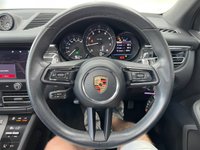 USED 2023 23 PORSCHE MACAN 2.0T SUV 5dr Petrol PDK 4WD Euro 6 (s/s) (265 ps) 