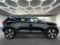 USED 2022 22 VOLVO XC40 1.5h T5 Twin Engine Recharge 10.7kWh R-Design SUV 5dr Petrol Plug-in Hybrid Auto Euro 6 (s/s) (262 ps) 