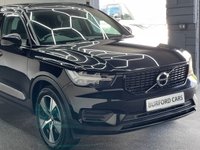 USED 2022 22 VOLVO XC40 1.5h T5 Twin Engine Recharge 10.7kWh R-Design SUV 5dr Petrol Plug-in Hybrid Auto Euro 6 (s/s) (262 ps) 