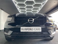 USED 2022 22 VOLVO XC40 1.5h T5 Twin Engine Recharge 10.7kWh R-Design SUV 5dr Petrol Plug-in Hybrid Auto Euro 6 (s/s) (262 ps) 