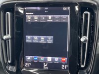 USED 2022 22 VOLVO XC40 1.5h T5 Twin Engine Recharge 10.7kWh R-Design SUV 5dr Petrol Plug-in Hybrid Auto Euro 6 (s/s) (262 ps) 