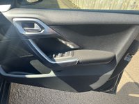 USED 2017 17 PEUGEOT 2008 1.2 PureTech Allure SUV 5dr Petrol Manual Euro 6 (82 ps) 