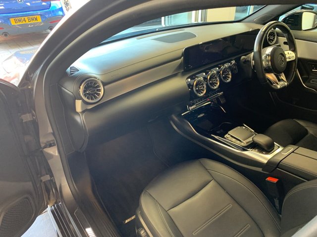 USED 2022 72 MERCEDES-BENZ A-CLASS 2.0 A35 AMG (Premium) Hatchback 5dr Petrol 7G-DCT 4MATIC Euro 6 (s/s) (306 ps) EXTERIOR STYLING PACKAGE