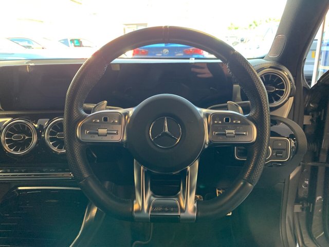 USED 2022 72 MERCEDES-BENZ A-CLASS 2.0 A35 AMG (Premium) Hatchback 5dr Petrol 7G-DCT 4MATIC Euro 6 (s/s) (306 ps) EXTERIOR STYLING PACKAGE