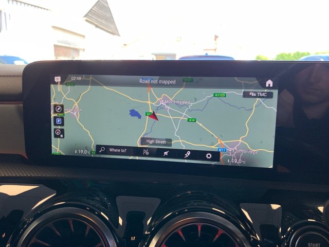 USED 2022 72 MERCEDES-BENZ A-CLASS 2.0 A35 AMG (Premium) Hatchback 5dr Petrol 7G-DCT 4MATIC Euro 6 (s/s) (306 ps) EXTERIOR STYLING PACKAGE