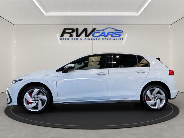 View our VOLKSWAGEN GOLF