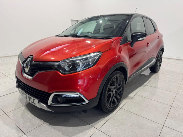 View our RENAULT CAPTUR