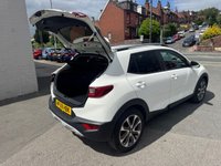 USED 2019 69 KIA STONIC 1.6 CRDi 3 SUV 5dr Diesel Manual Euro 6 (s/s) (113 bhp) NAV -- CAR PLAY -- CAMERA -- CRUISE -- PARKING SENSORS