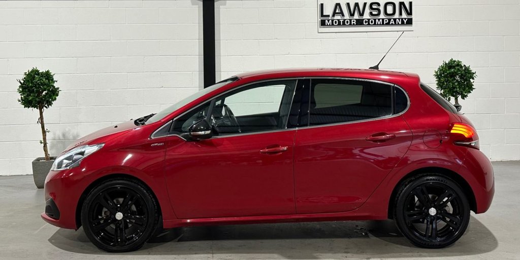USED 2017 17 PEUGEOT 208 1.2 PureTech GT Line Hatchback 5dr Petrol Manual Euro 6 (s/s) (110 ps) 