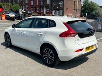 USED 2016 66 VOLVO V40 2.0 D2 Momentum Hatchback 5dr Diesel Auto Euro 6 (s/s) (120 ps) AUTO -- 1 OWNER --&pound;20 TAX -- FULL VOLVO SERVICE HISTORY