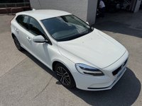 USED 2016 66 VOLVO V40 2.0 D2 Momentum Hatchback 5dr Diesel Auto Euro 6 (s/s) (120 ps) AUTO -- 1 OWNER --&pound;20 TAX -- FULL VOLVO SERVICE HISTORY