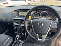 USED 2016 66 VOLVO V40 2.0 D2 Momentum Hatchback 5dr Diesel Auto Euro 6 (s/s) (120 ps) AUTO -- 1 OWNER --&pound;20 TAX -- FULL VOLVO SERVICE HISTORY