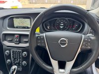 USED 2016 66 VOLVO V40 2.0 D2 Momentum Hatchback 5dr Diesel Auto Euro 6 (s/s) (120 ps) AUTO -- 1 OWNER --&pound;20 TAX -- FULL VOLVO SERVICE HISTORY