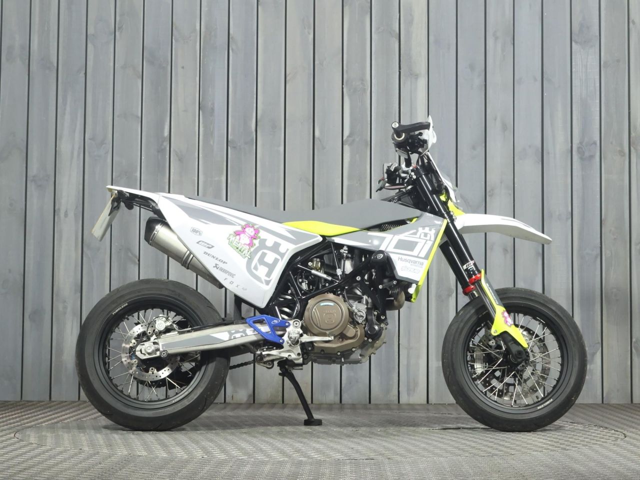 HUSQVARNA 701 SUPERMOTO
