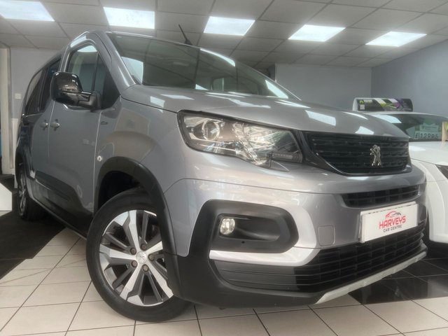 View our PEUGEOT RIFTER