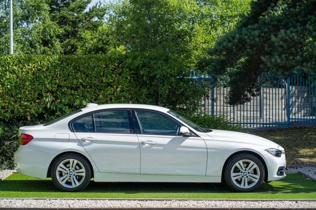 USED 2016 66 BMW 3 SERIES 1.5 318i Sport Saloon 4dr Petrol Auto Euro 6 (s/s) (136 ps) SATNAV, ALLOYS, PRIVACY, 2KEYS