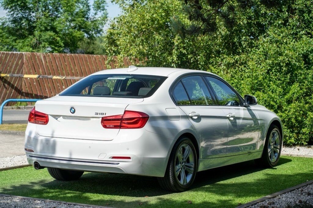 USED 2016 66 BMW 3 SERIES 1.5 318i Sport Saloon 4dr Petrol Auto Euro 6 (s/s) (136 ps) SATNAV, ALLOYS, PRIVACY, 2KEYS