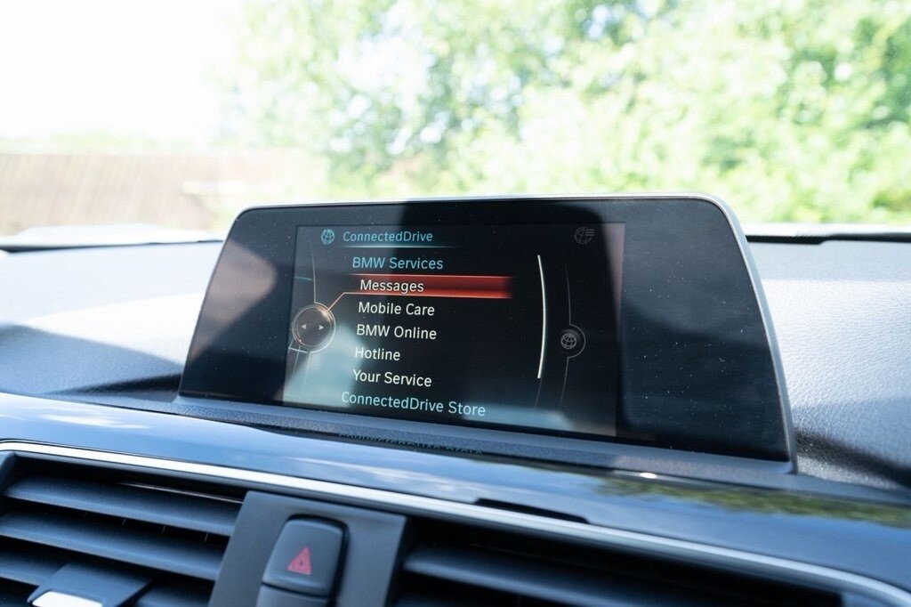 USED 2016 66 BMW 3 SERIES 1.5 318i Sport Saloon 4dr Petrol Auto Euro 6 (s/s) (136 ps) SATNAV, ALLOYS, PRIVACY, 2KEYS