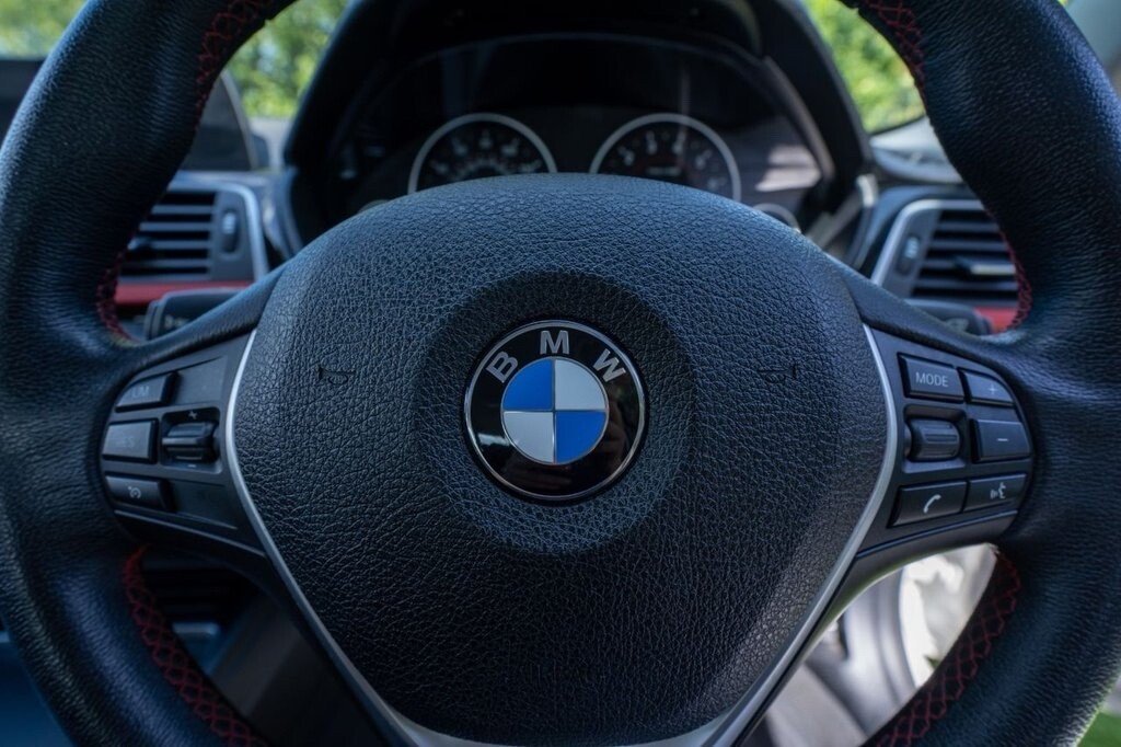 USED 2016 66 BMW 3 SERIES 1.5 318i Sport Saloon 4dr Petrol Auto Euro 6 (s/s) (136 ps) SATNAV, ALLOYS, PRIVACY, 2KEYS