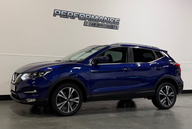 View our NISSAN QASHQAI