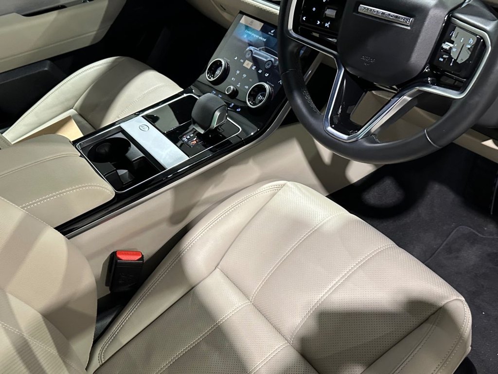 USED 2022 22 LAND ROVER RANGE ROVER VELAR 2.0 D200 MHEV R-Dynamic SE SUV 5dr Diesel Auto 4WD Euro 6 (s/s) (204 ps) 