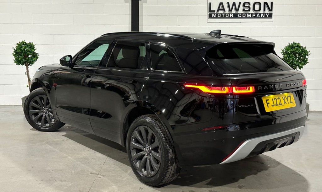 USED 2022 22 LAND ROVER RANGE ROVER VELAR 2.0 D200 MHEV R-Dynamic SE SUV 5dr Diesel Auto 4WD Euro 6 (s/s) (204 ps) 