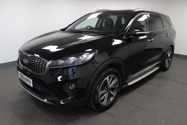 View our KIA SORENTO