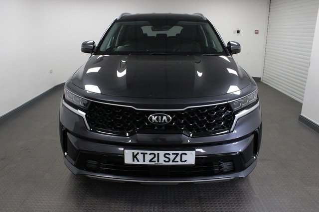 View our KIA SORENTO